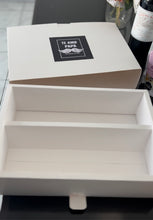 Cargar imagen en el visor de la galería, Caja premium 30x20x8
